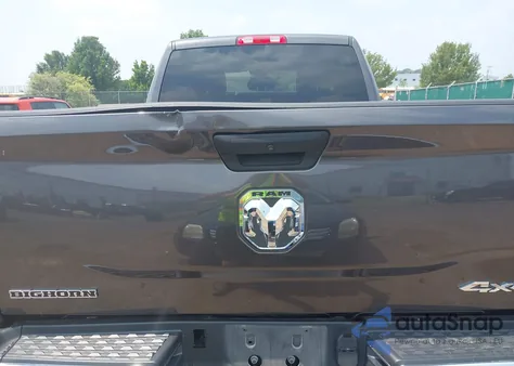 2024 Ram 2500 Big Horn 4X4 6'4 Box из США, поврежденный, VIN 3C6UR5DL5RG266607